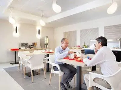 Odalys Le Dome Apartment