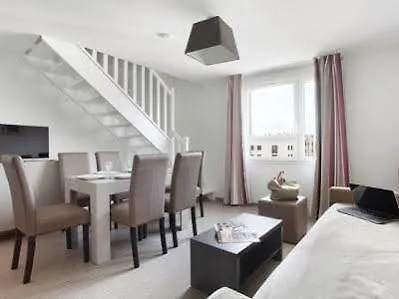 Odalys Le Dome Apartment